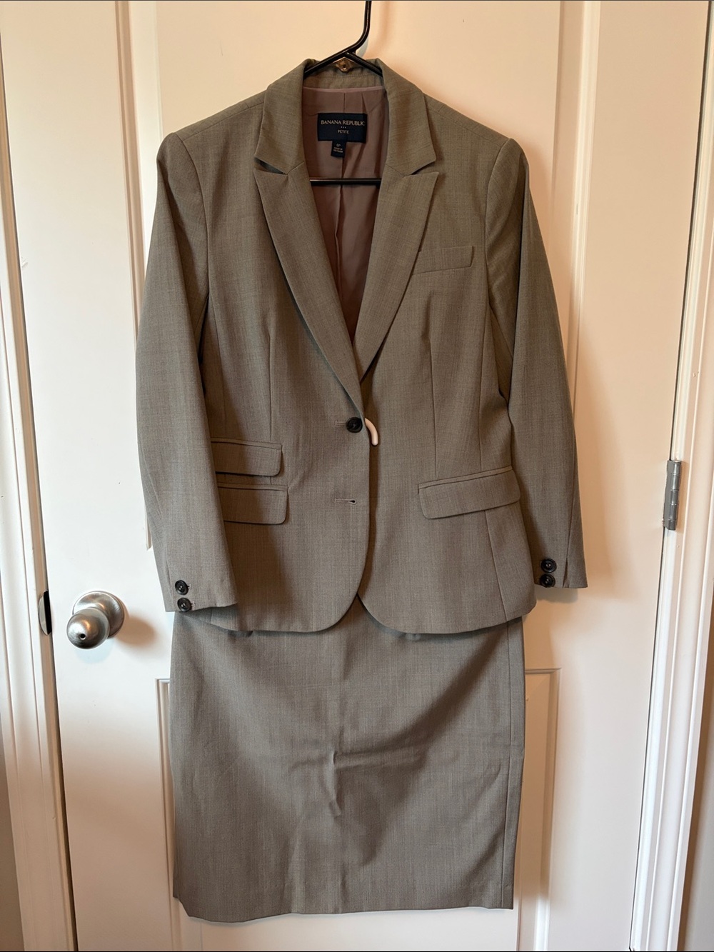 Banana Republic Women's Taupe Two-Piece Suit - Blazer & Skirt